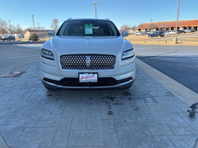 2022 Lincoln Nautilus Reserve photo 3