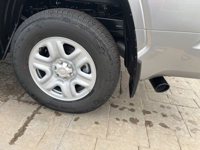 2026 Toyota Tundra SR - Photo 6
