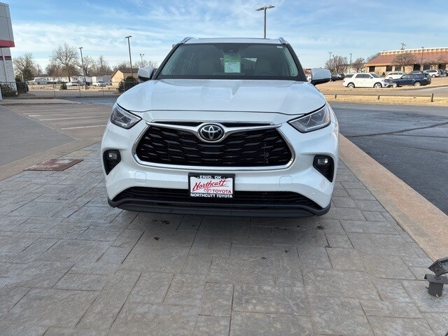 2023 Toyota Highlander Limited Platinum XLE XSE photo 3