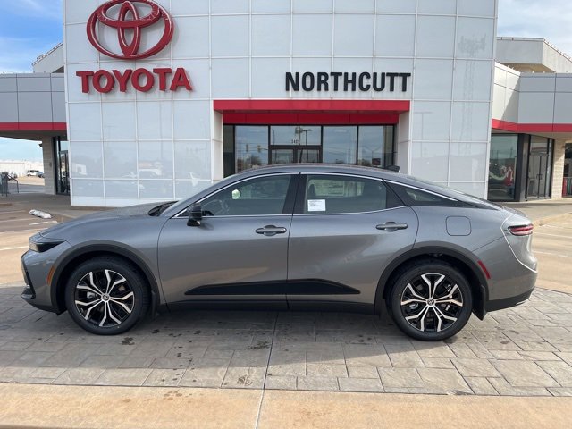 2026 Toyota Crown XLE's photo