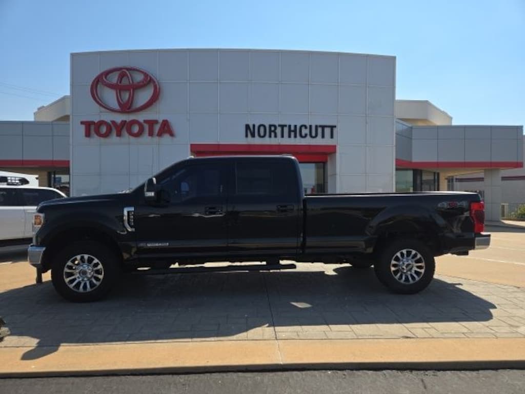 Used 2021 Ford F-350SD Lariat Truck