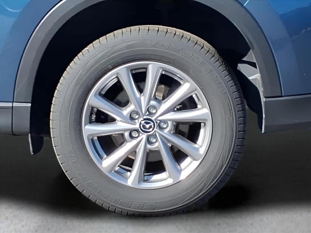 2023 Mazda CX-5 2.5 S Preferred photo 2