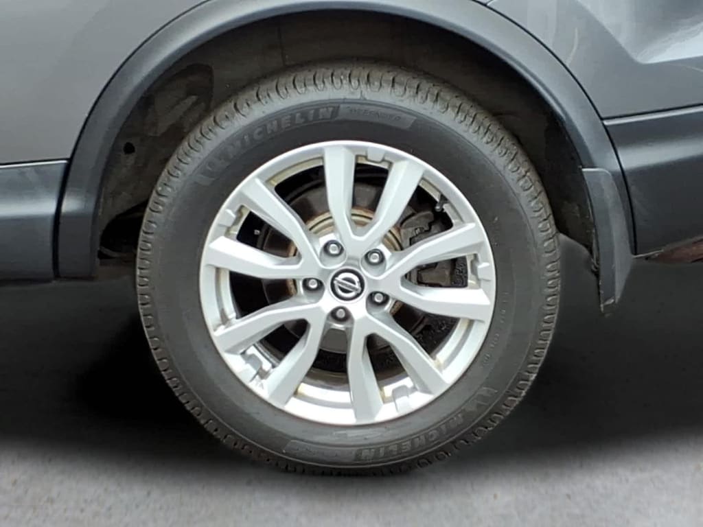 Used 2020 Nissan Rogue Sport SV AWD