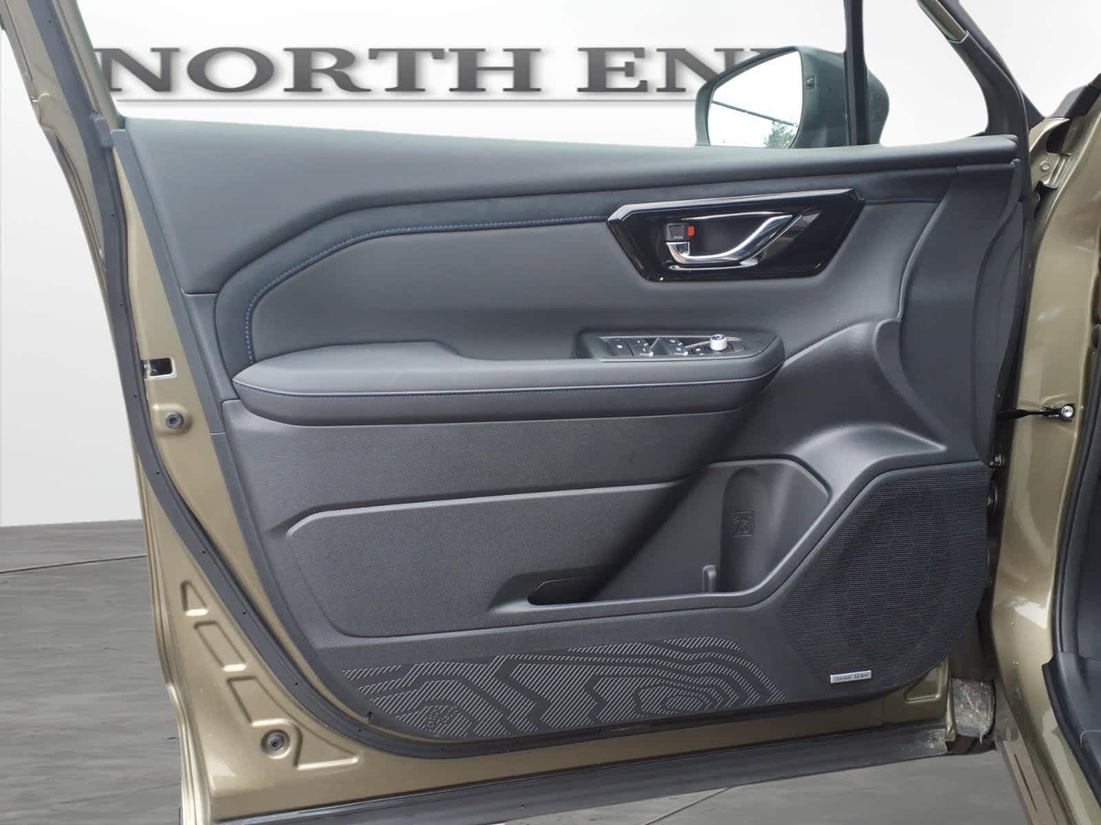 2025 Subaru Forester Limited - Photo 17