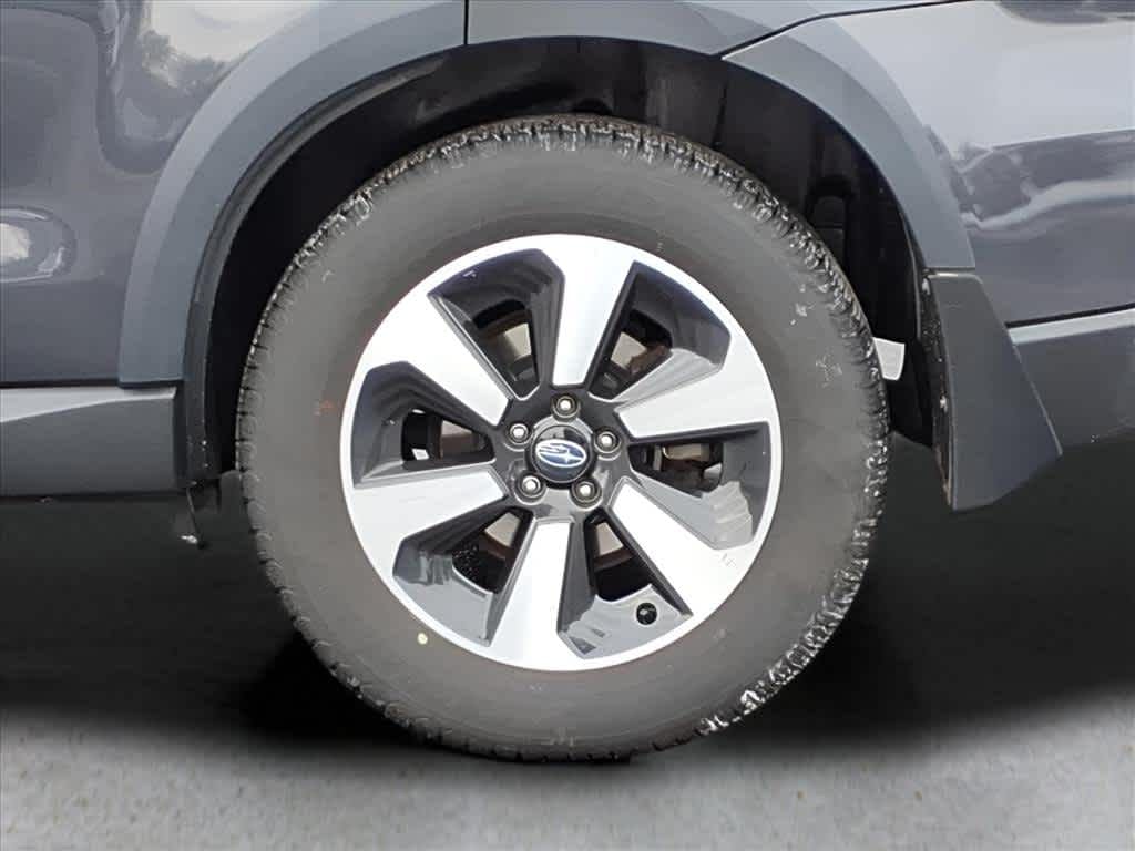 Used 2017 Subaru Forester Premium 2.5i CVT