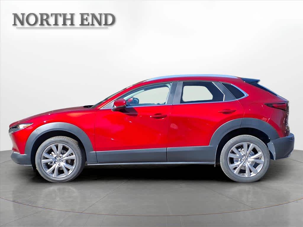 2022 Mazda CX-30 2.5 S Preferred photo 2