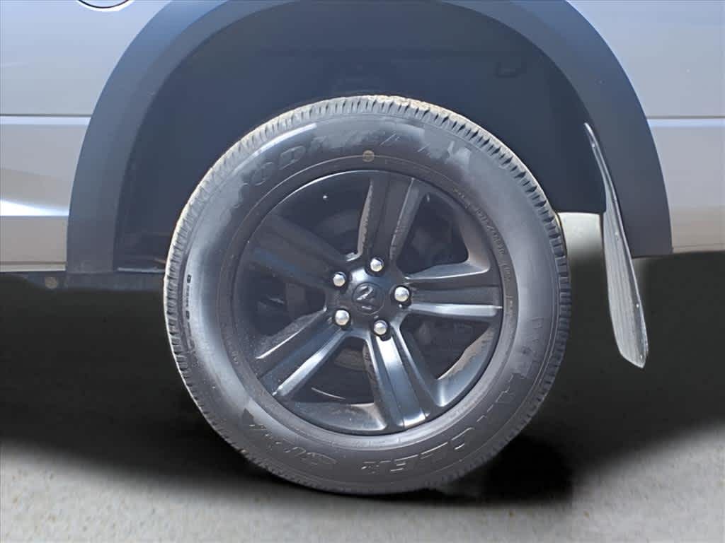 2022 Ram 1500 Classic Warlock photo 3