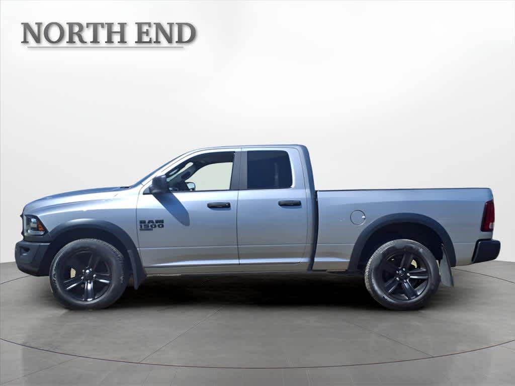 2022 Ram 1500 Classic Warlock photo 2