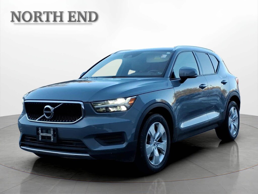 Used 2020 Volvo XC40 Momentum T5 AWD