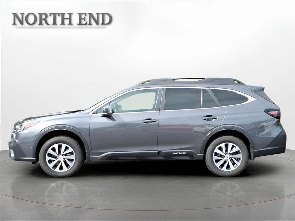 2022 Subaru Outback Premium photo 2