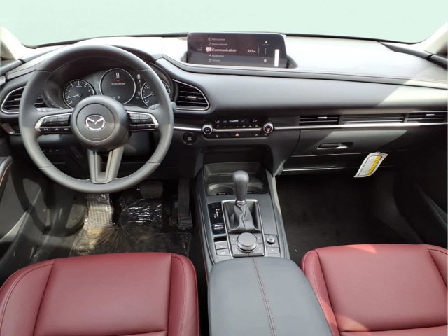 2026 Mazda CX-30 Carbon Edition - Photo 11