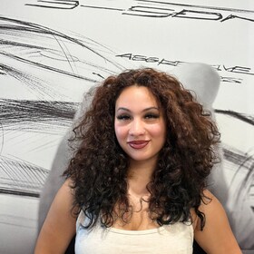 Staff member Ada Valentin from ID_2d0f81d4981b