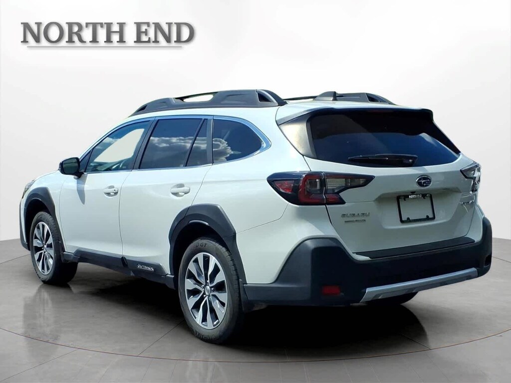 Used 2023 Subaru Outback Limited CVT