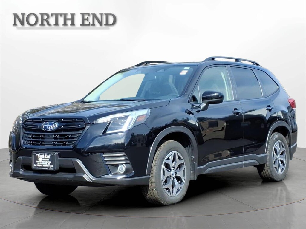 Used 2023 Subaru Forester Premium CVT