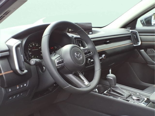 2026 Mazda CX-50 Premium - Photo 8