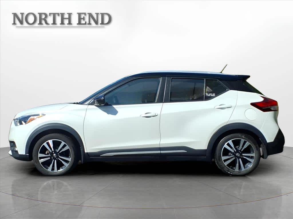 Used 2019 Nissan Kicks SR with VIN 3N1CP5CUXKL523796 for sale in Lunenburg, MA