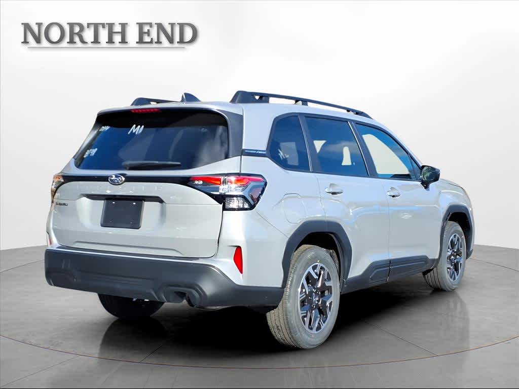 2026 Subaru Forester Premium photo 4