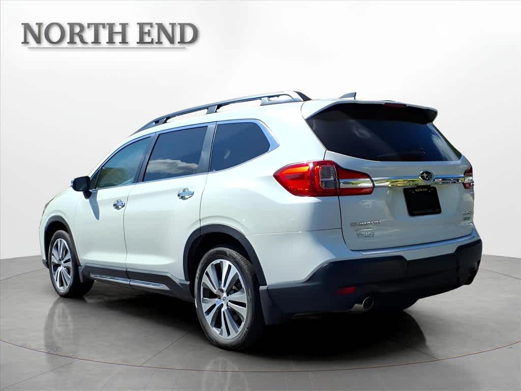 2022 Subaru Ascent Touring photo 4