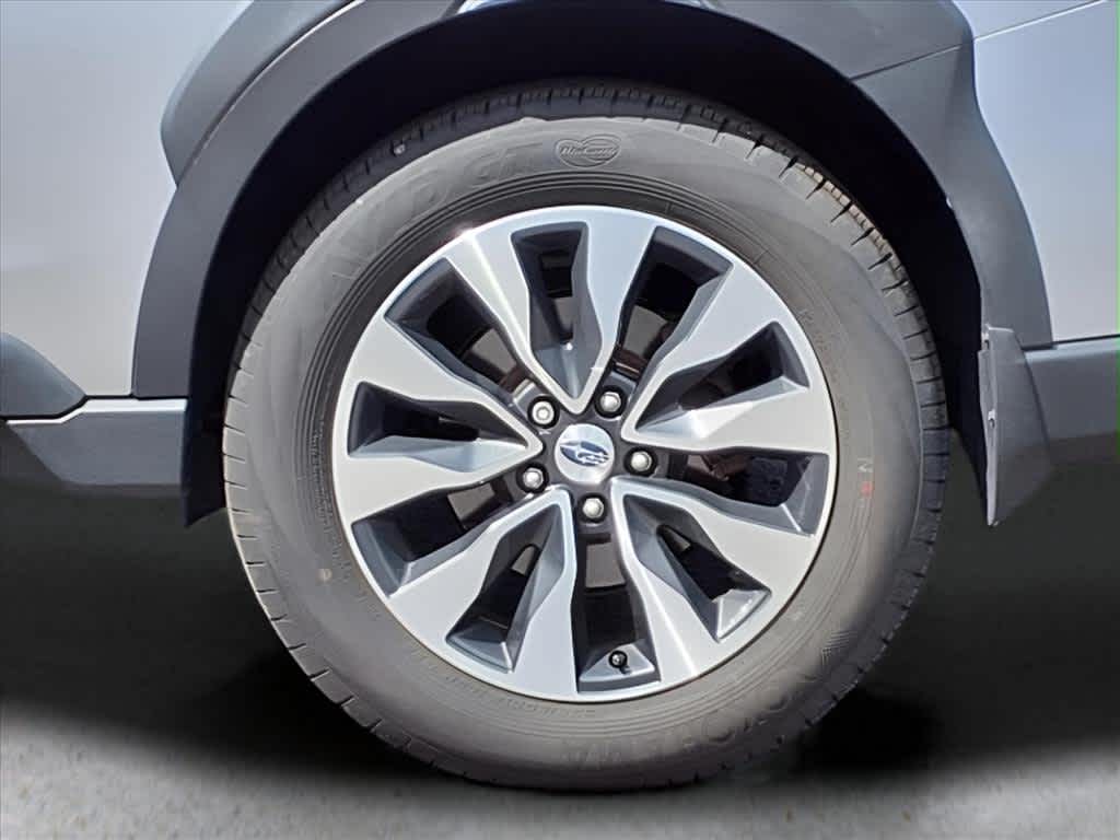 2023 Subaru Outback Limited photo 3