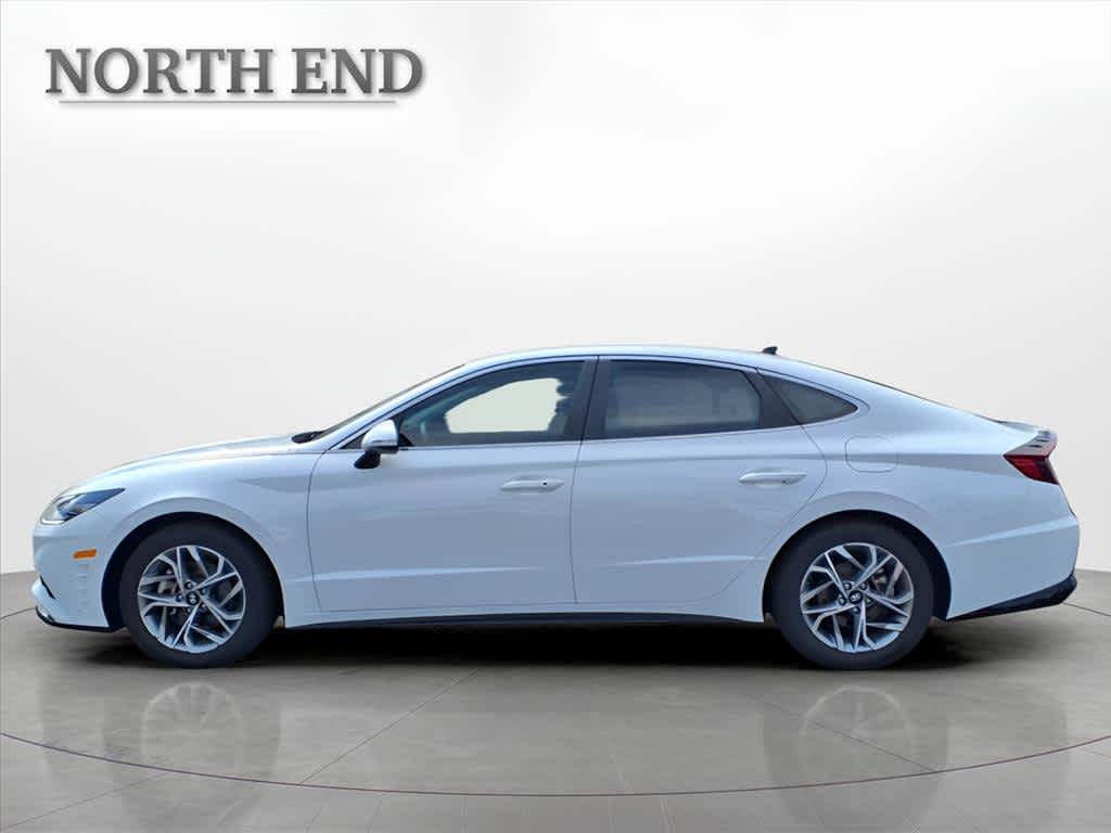 2023 Hyundai Sonata SEL photo 2
