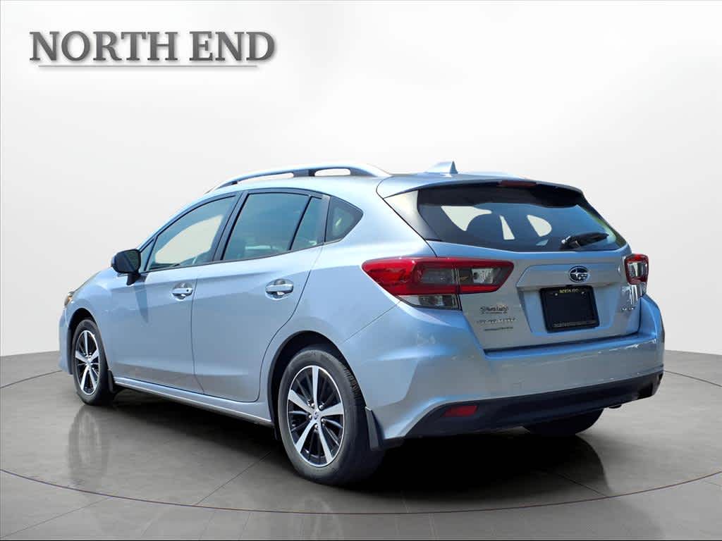 2023 Subaru Impreza Premium photo 4