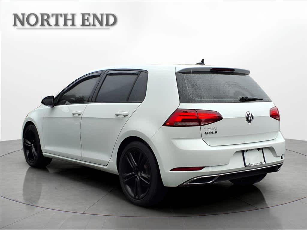 2020 Volkswagen Golf TSI photo 4