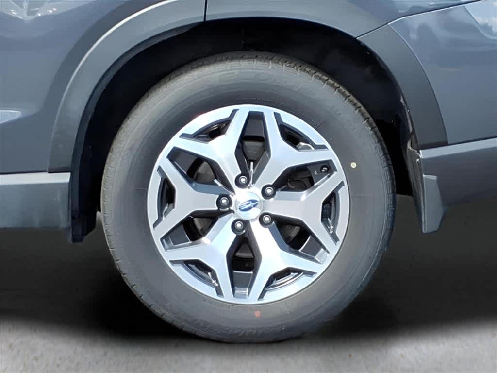 2023 Subaru Forester Premium photo 2