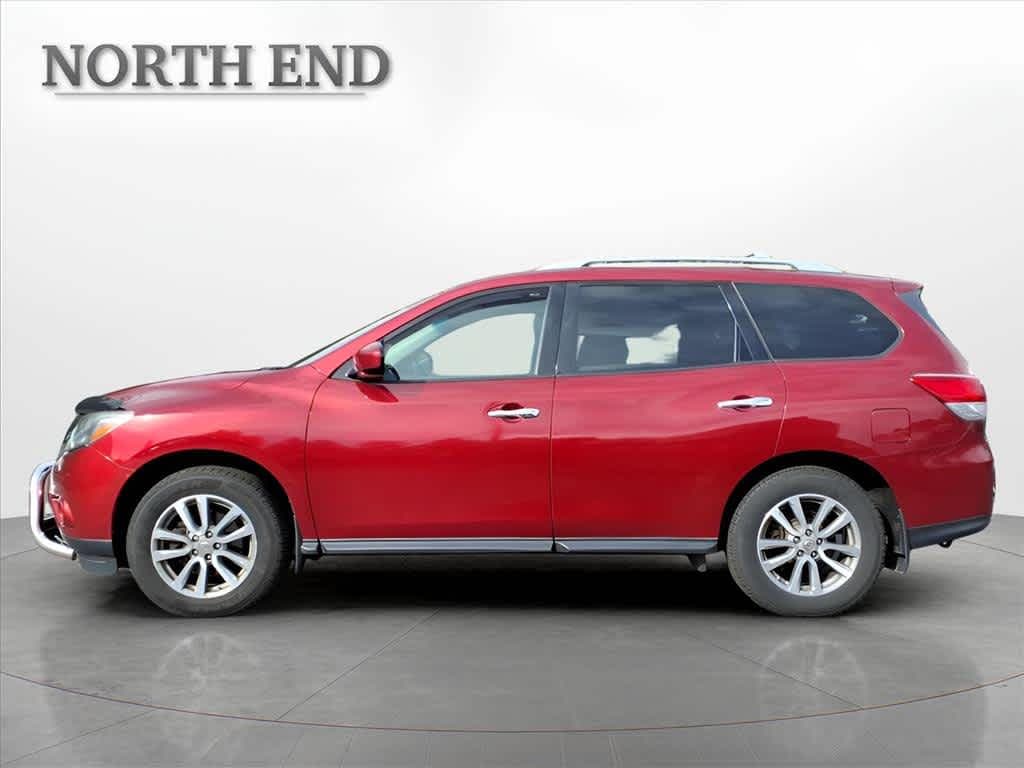 Used 2016 Nissan Pathfinder S 4WD