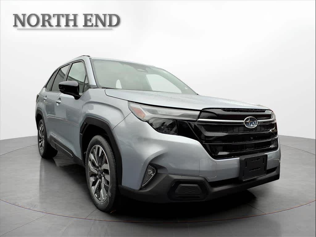 2025 Subaru Forester Touring photo 2