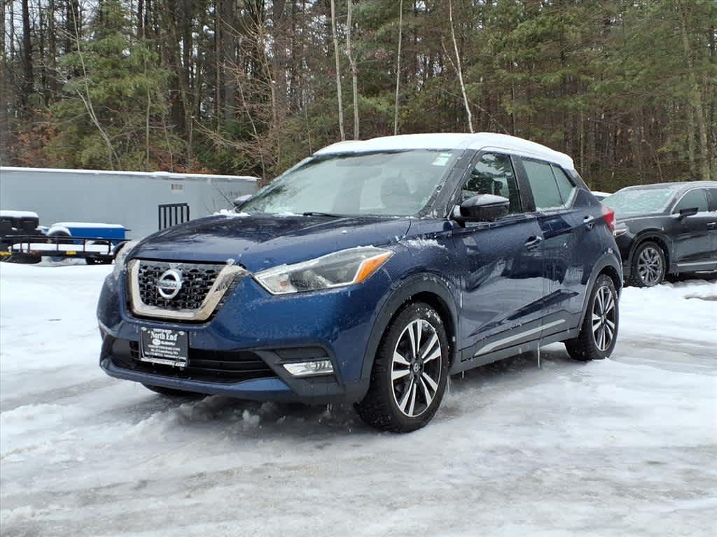 2019 Nissan Kicks SR's photo
