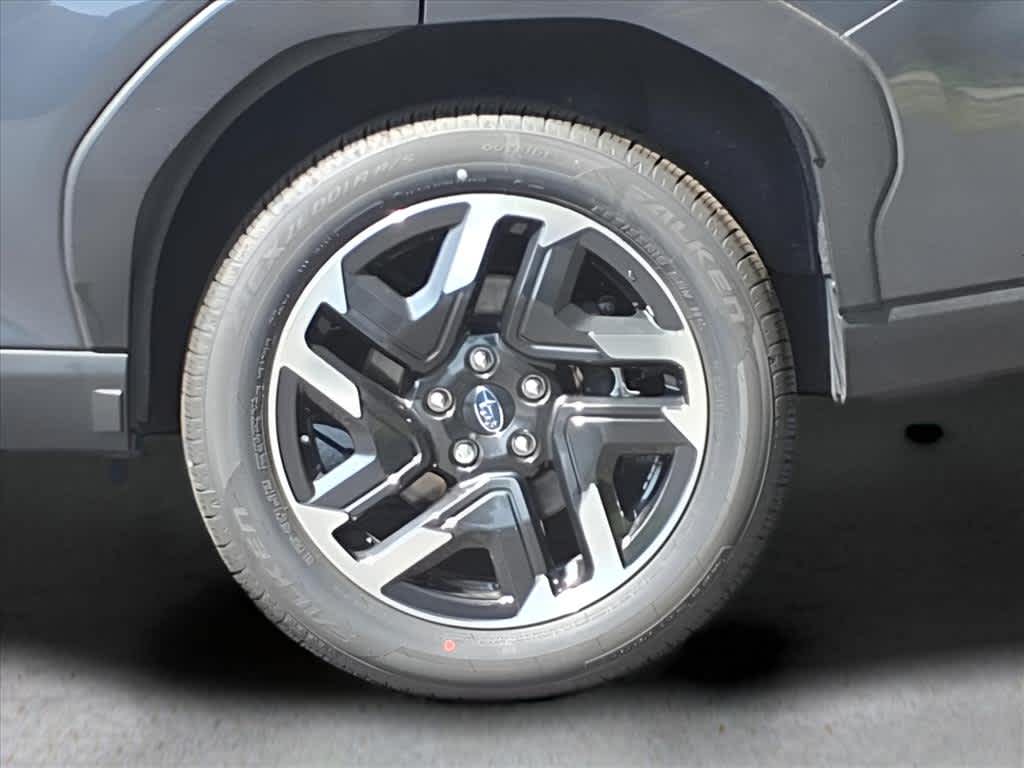 2025 Subaru Forester Limited photo 3