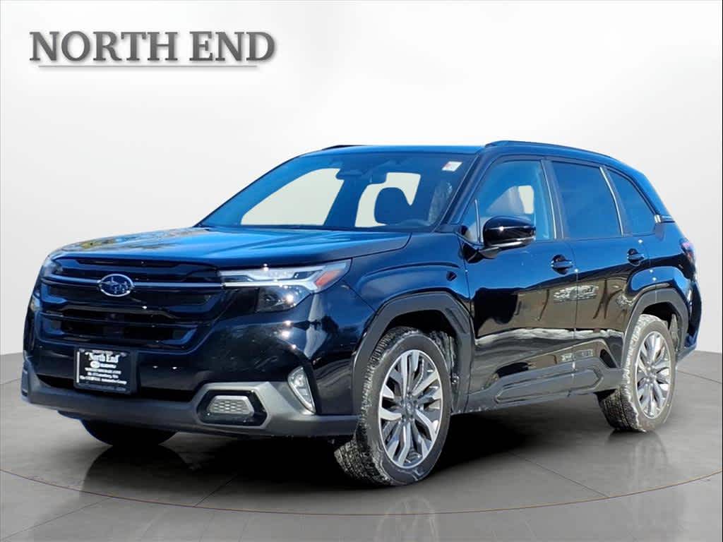 2025 Subaru Forester Touring's photo