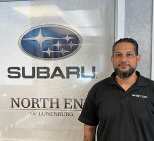 Staff member John Fernandez from ID_8f0499