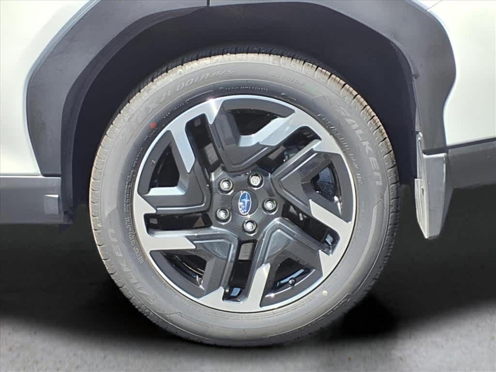 2025 Subaru Forester Limited photo 2