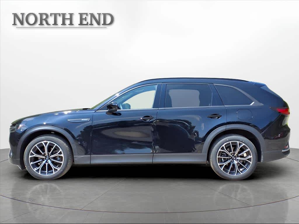 2025 Mazda CX-70 Premium Plus photo 2