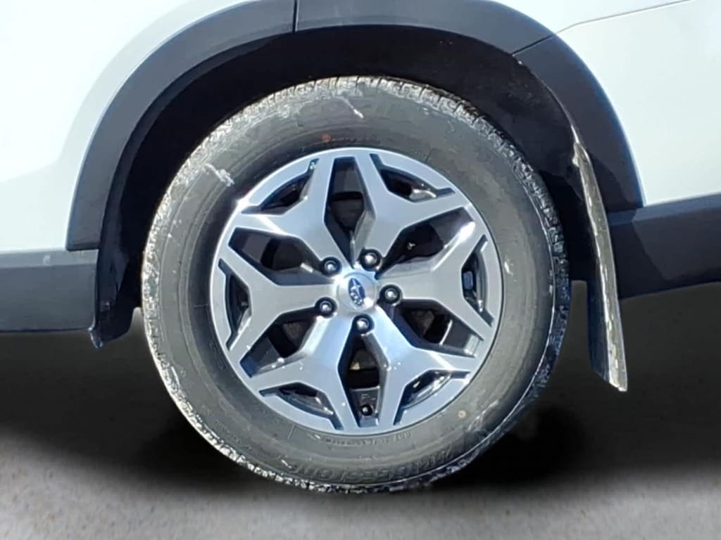 Certified 2023 Subaru Forester Premium CVT