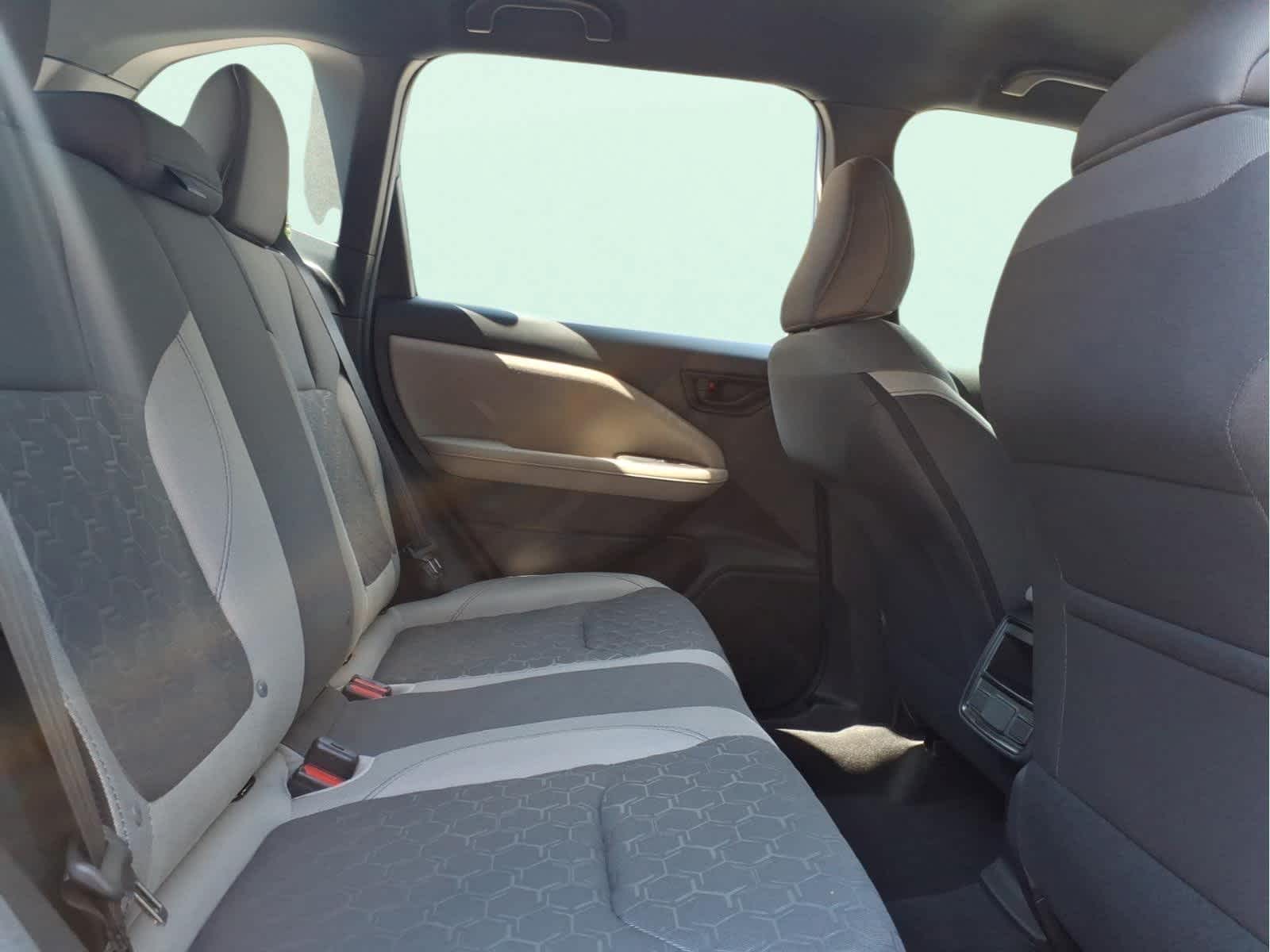2026 Subaru Forester Base - Photo 6