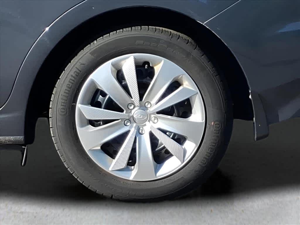 2023 Subaru Impreza Base photo 3
