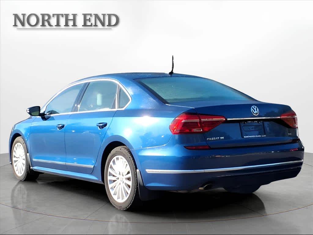 2016 Volkswagen Passat SE photo 4