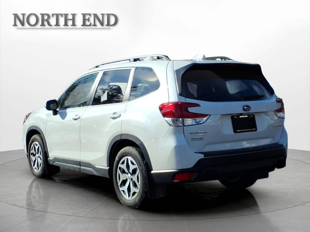 Certified 2023 Subaru Forester Premium CVT