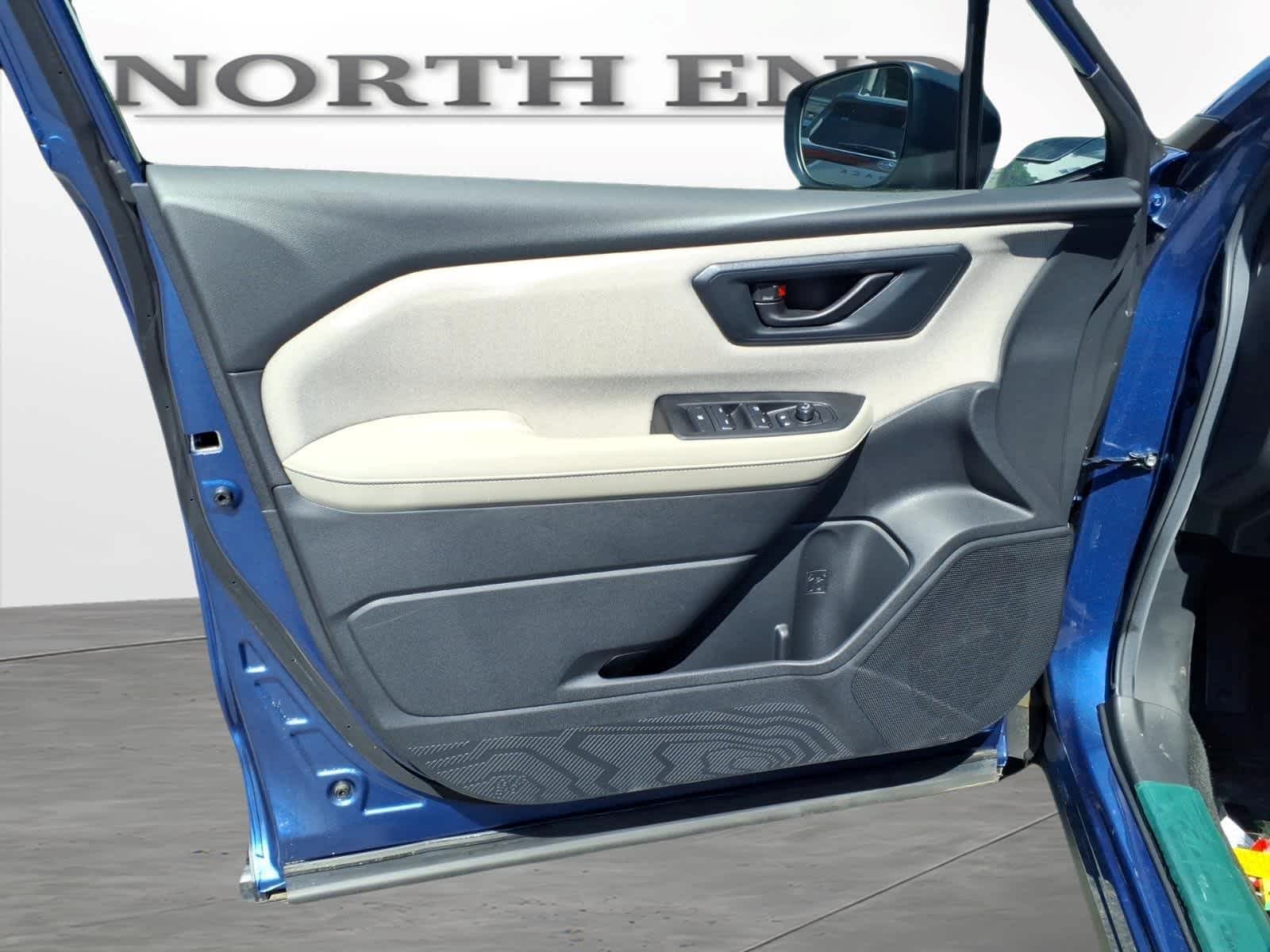 2026 Subaru Forester Base - Photo 8