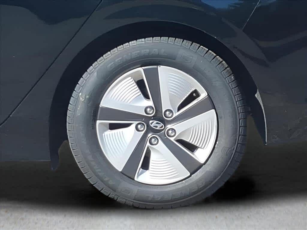 Used 2018 Hyundai IONIQ Hybrid Blue Hatchback