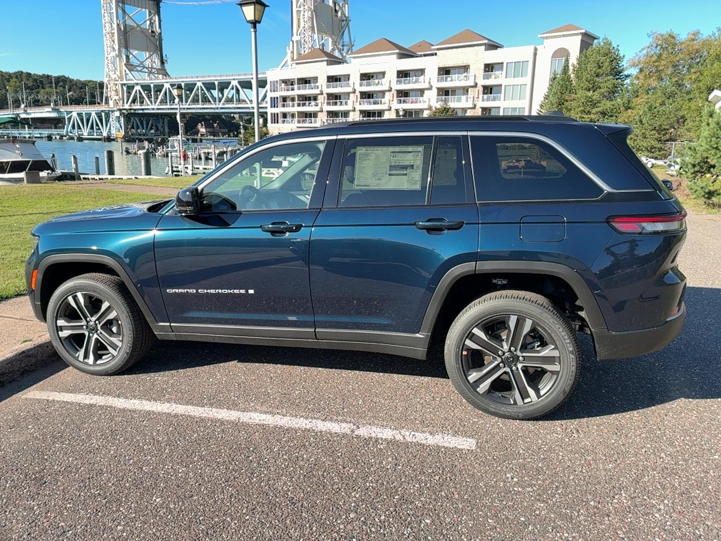 2027 Jeep Grand Cherokee