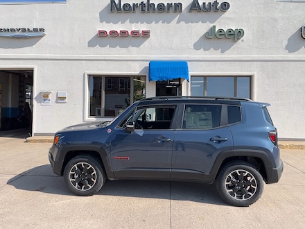 2023 Jeep Renegade Trailhawk 4X4 AWD SV