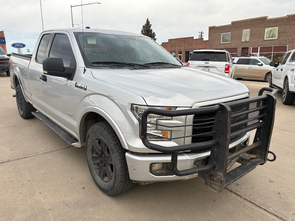 Used 2017 Ford F-150 XLT Extended Cab Short Bed Truck