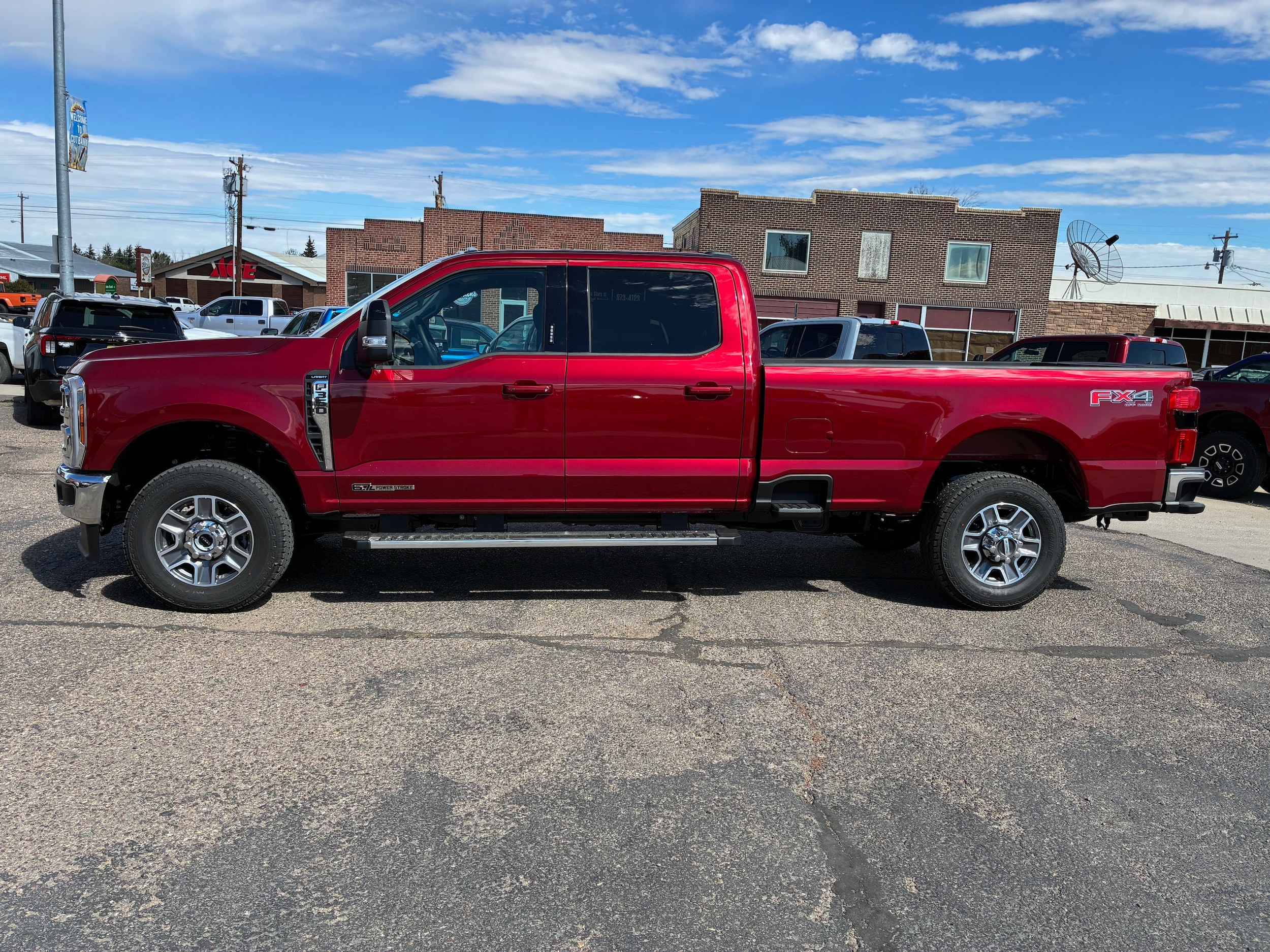 2026 Ford Super Duty F-350&reg; Lariat&reg;