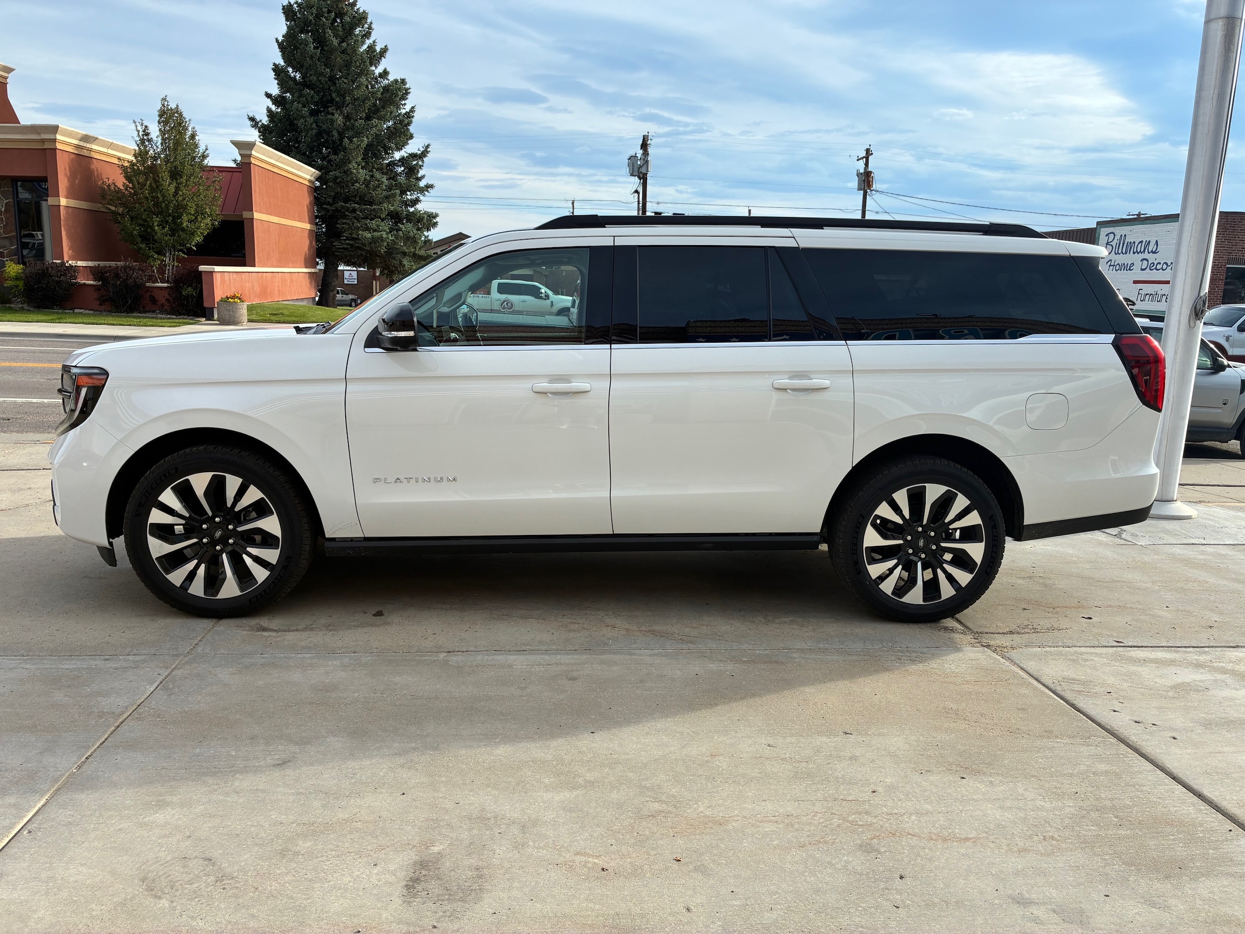 2027 Ford Expedition MAX Platinum