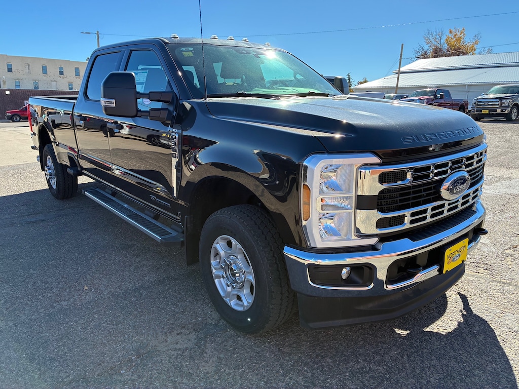 New 2025 Ford Super Duty F-350 XLT TRUCK