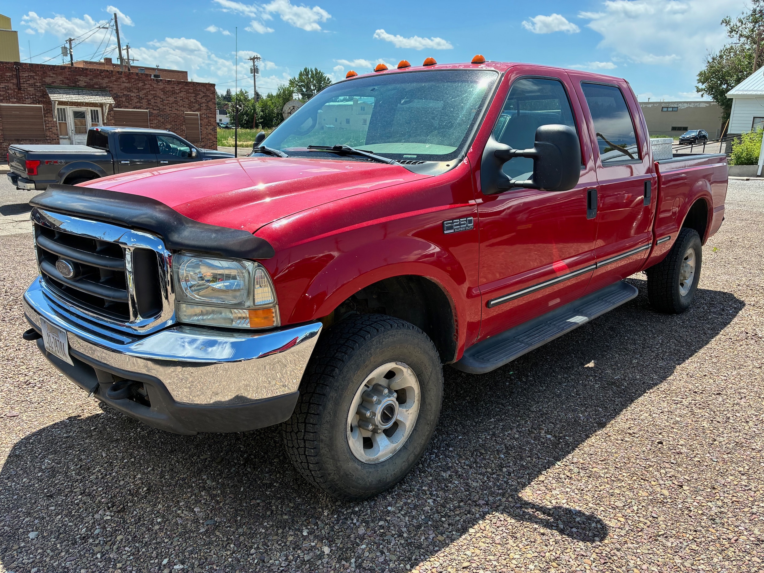 Used 1999 Ford F-250 Super Duty LARIAT with VIN 1FTNW21S2XEA97649 for sale in Cut Bank, MT