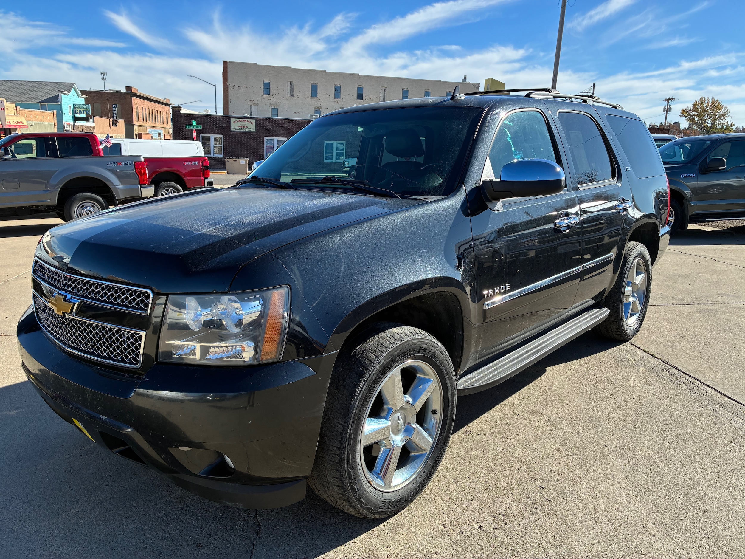 Used 2013 Chevrolet Tahoe LTZ with VIN 1GNSKCE09DR211879 for sale in Cut Bank, MT
